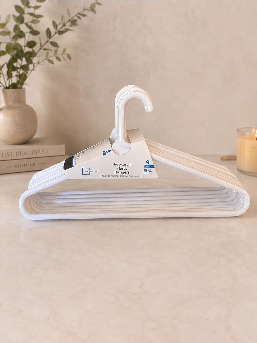Mainstays White Plastic Closet Hangers - 9 Pack